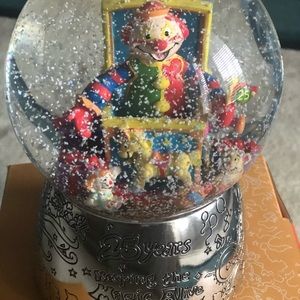 Musical Snow Globe Jack in the box 25th parade